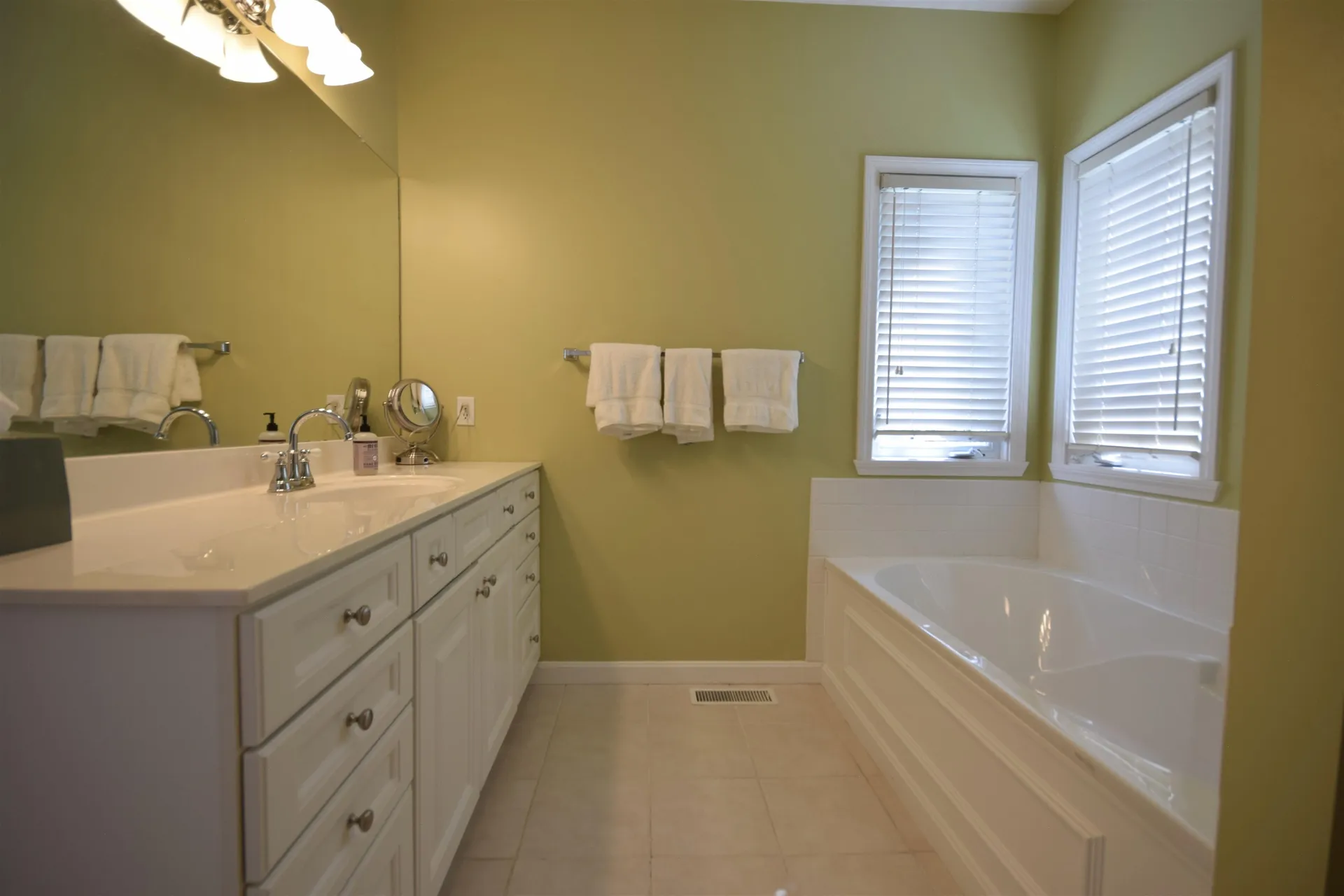 25 Fieldstone Drive South Burlington VT 05403