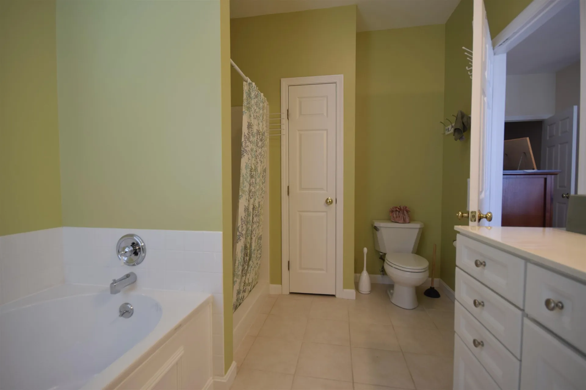 25 Fieldstone Drive South Burlington VT 05403