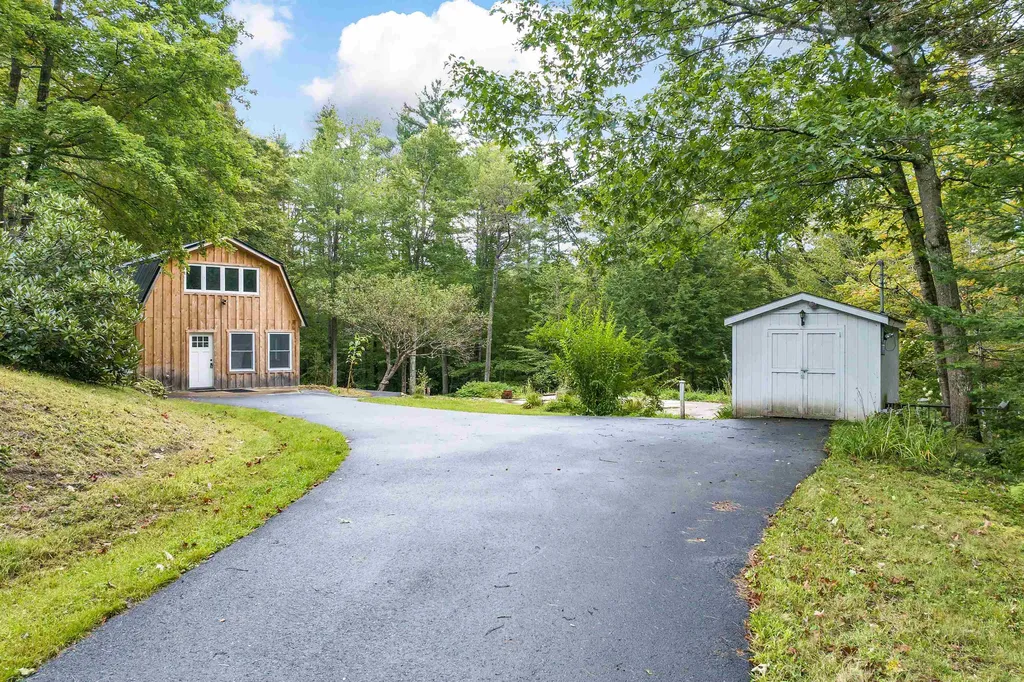 30 Hermit Woods Road Meredith NH 03253