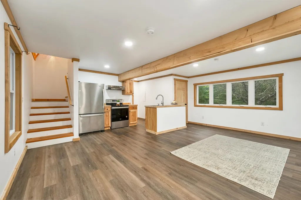 30 Hermit Woods Road Meredith NH 03253