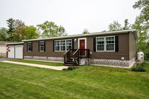 14 Tumbleweed Drive Rochester NH 03867
