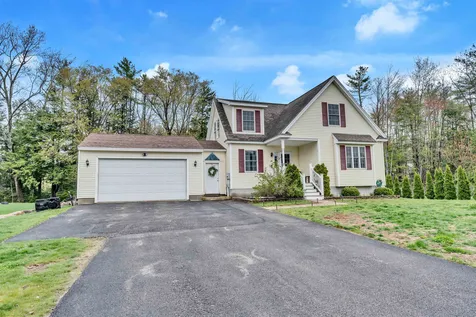 24 Brenda Lane Rochester NH 03867