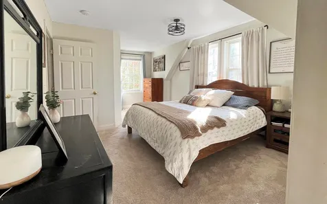24 Brenda Lane Rochester NH 03867