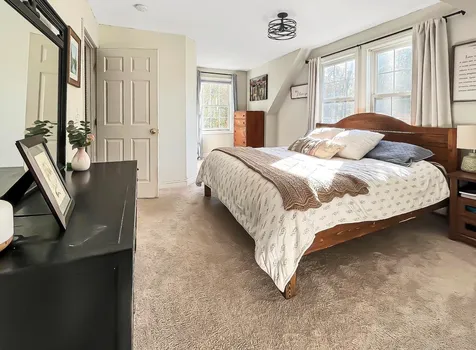 24 Brenda Lane Rochester NH 03867