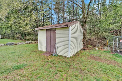 24 Brenda Lane Rochester NH 03867