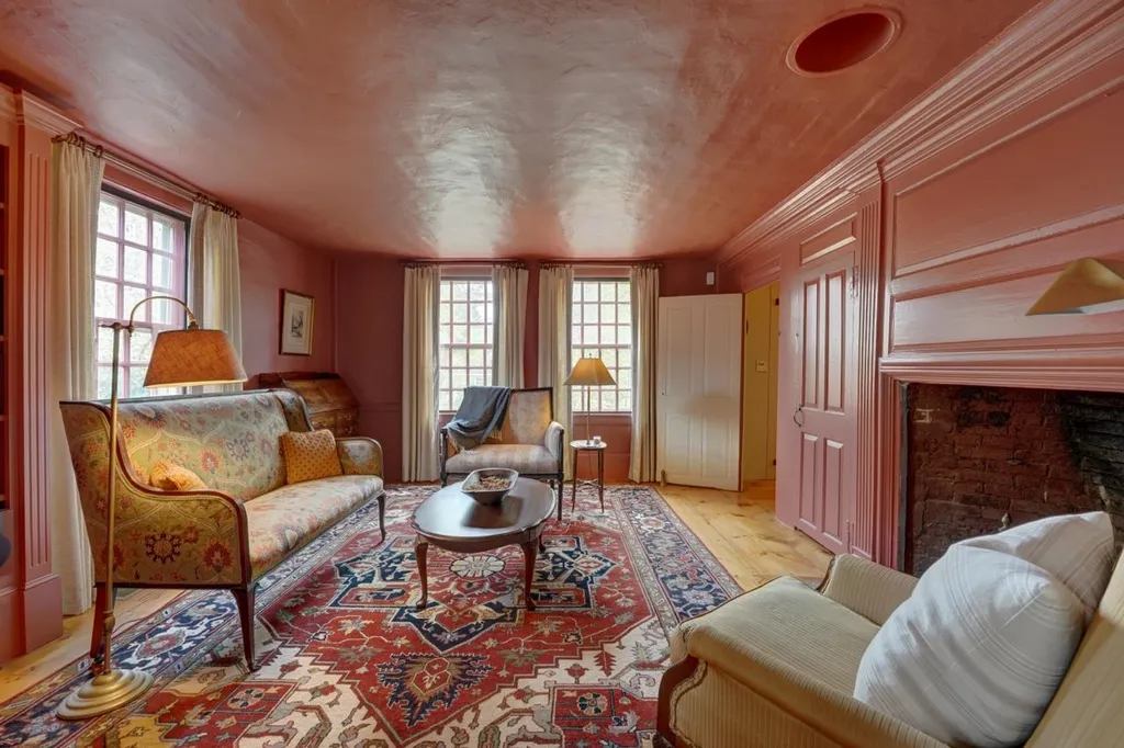 39 Thornell Road Newton NH 03858