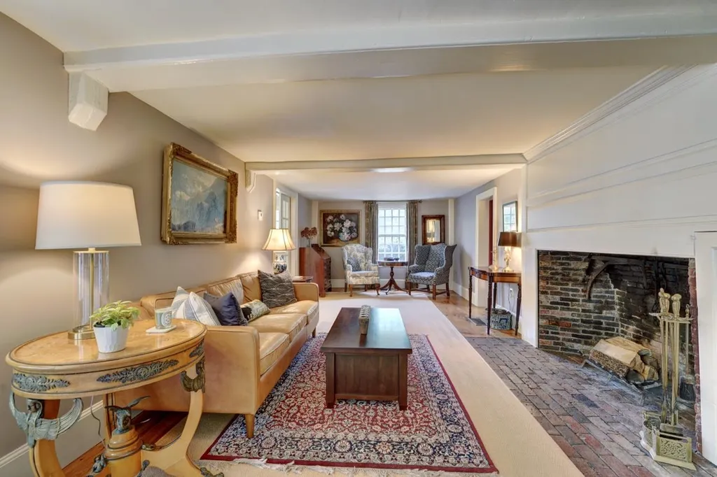 39 Thornell Road Newton NH 03858