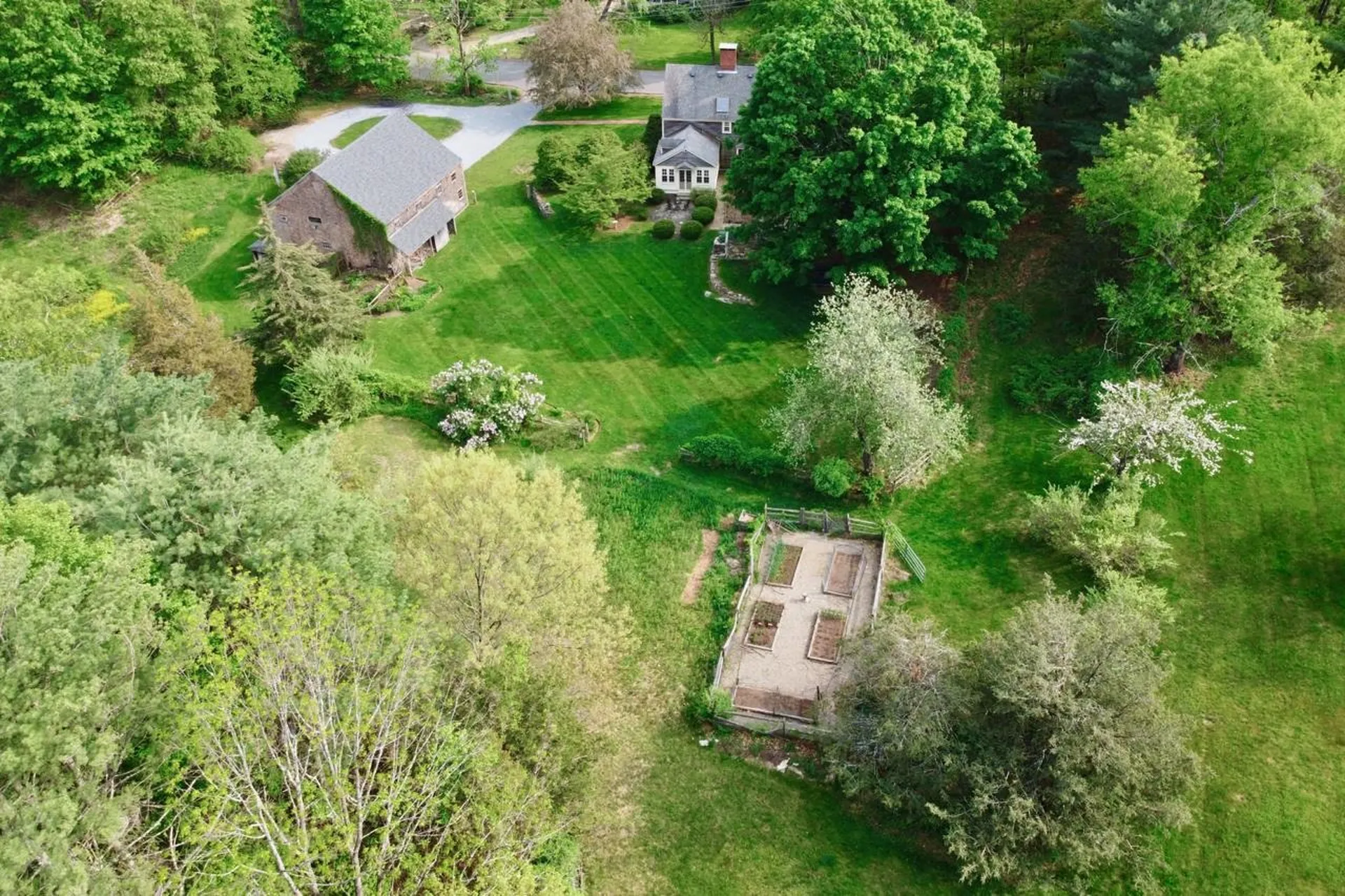 39 Thornell Road Newton NH 03858