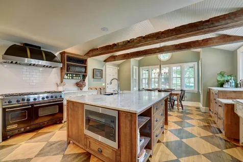 39 Thornell Road Newton NH 03858