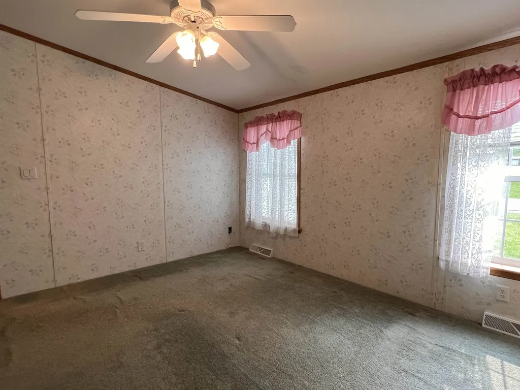 41 Brandon Place Claremont NH 03743
