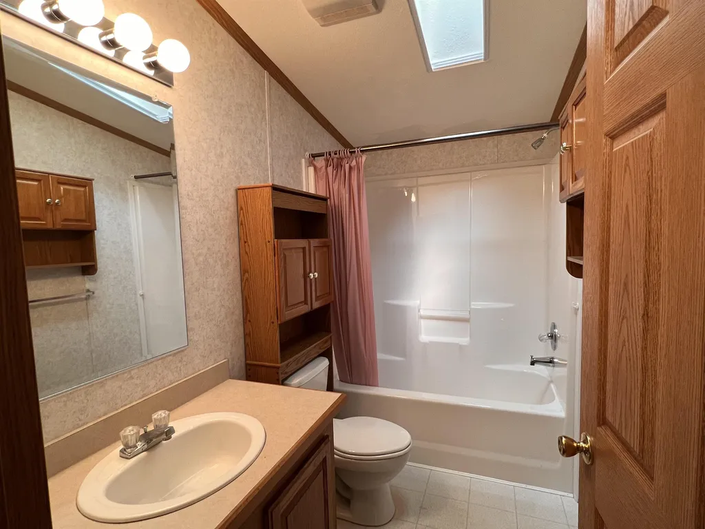 41 Brandon Place Claremont NH 03743