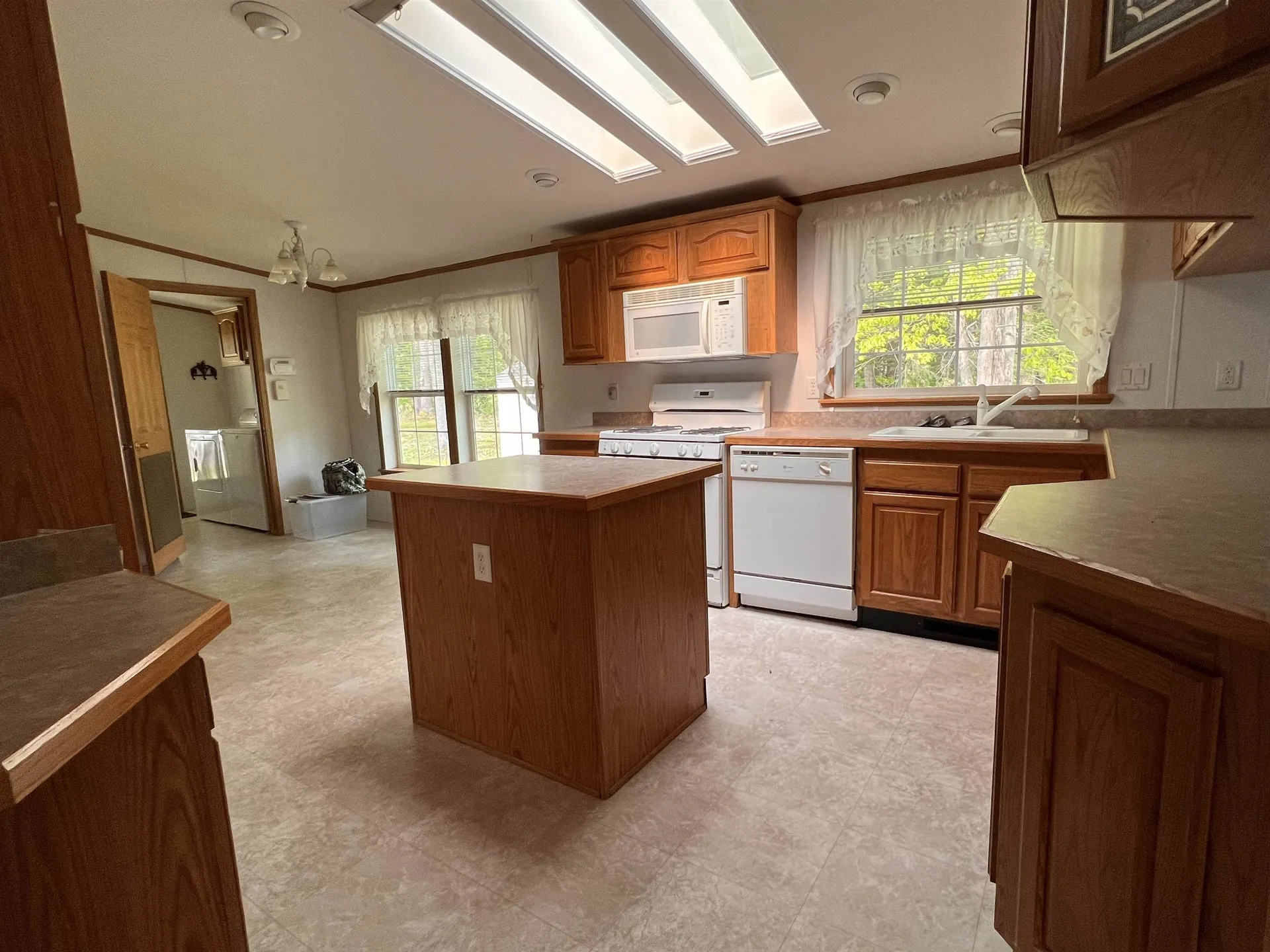 41 Brandon Place Claremont NH 03743
