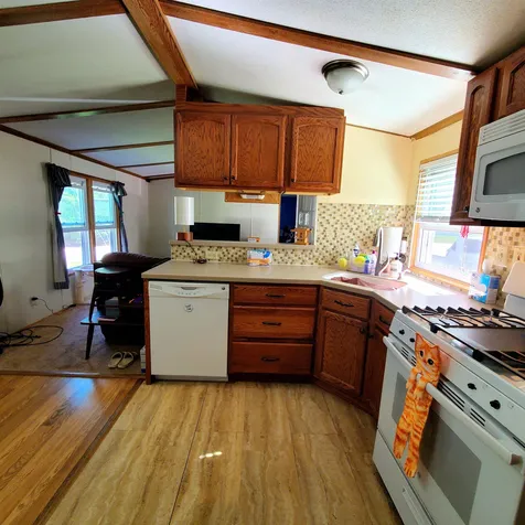 17 Pine Hill Road Tilton NH 03276