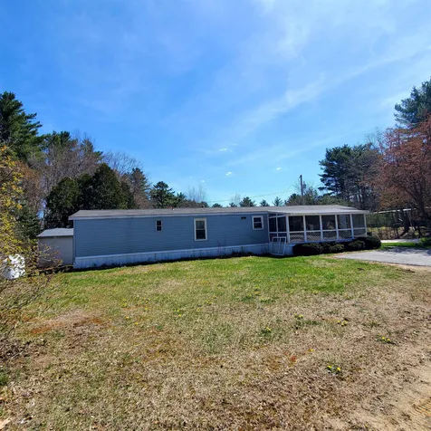 17 Pine Hill Road Tilton NH 03276