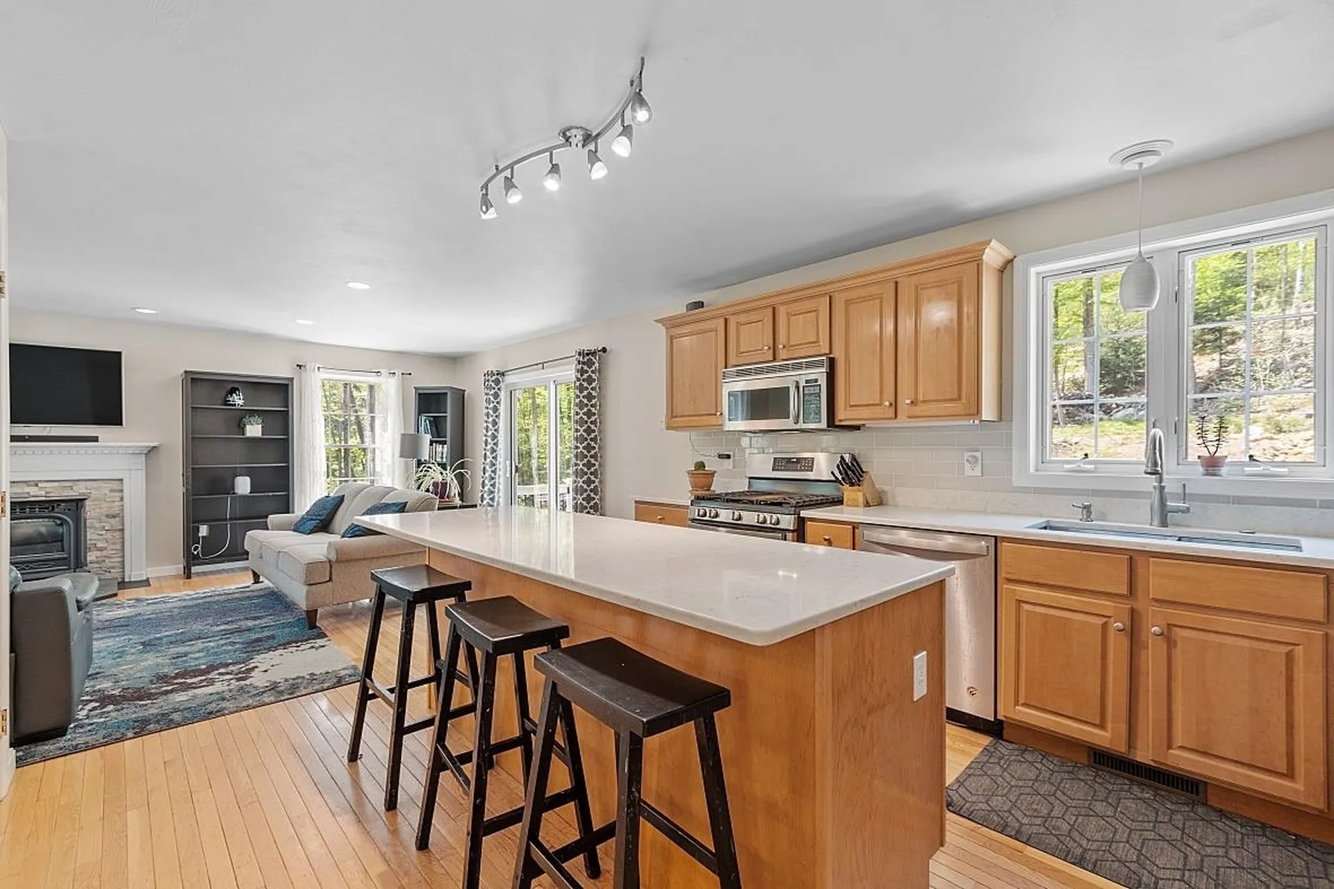 237 Boston Post Road Amherst NH 03031
