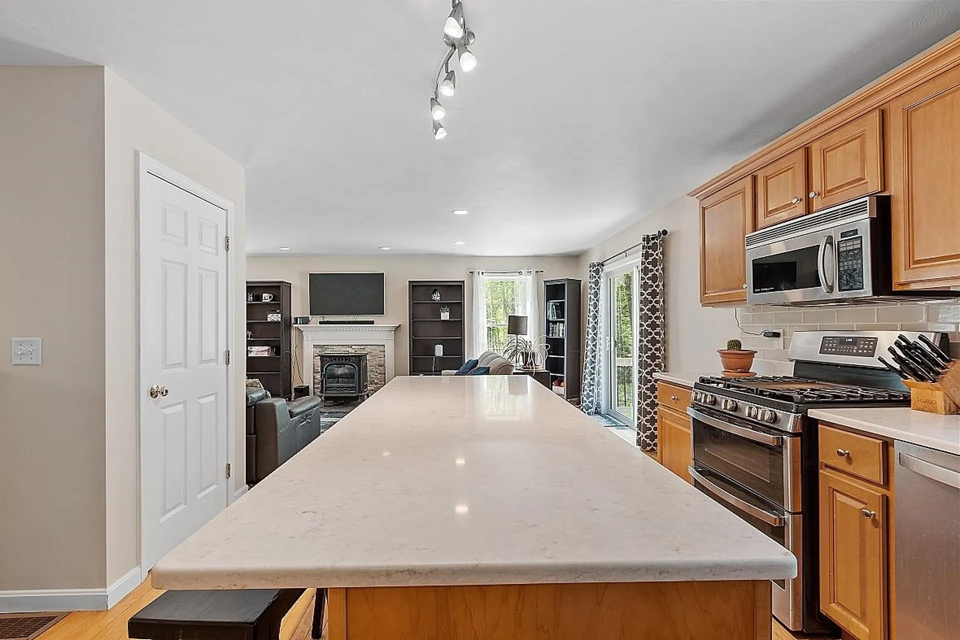 237 Boston Post Road Amherst NH 03031