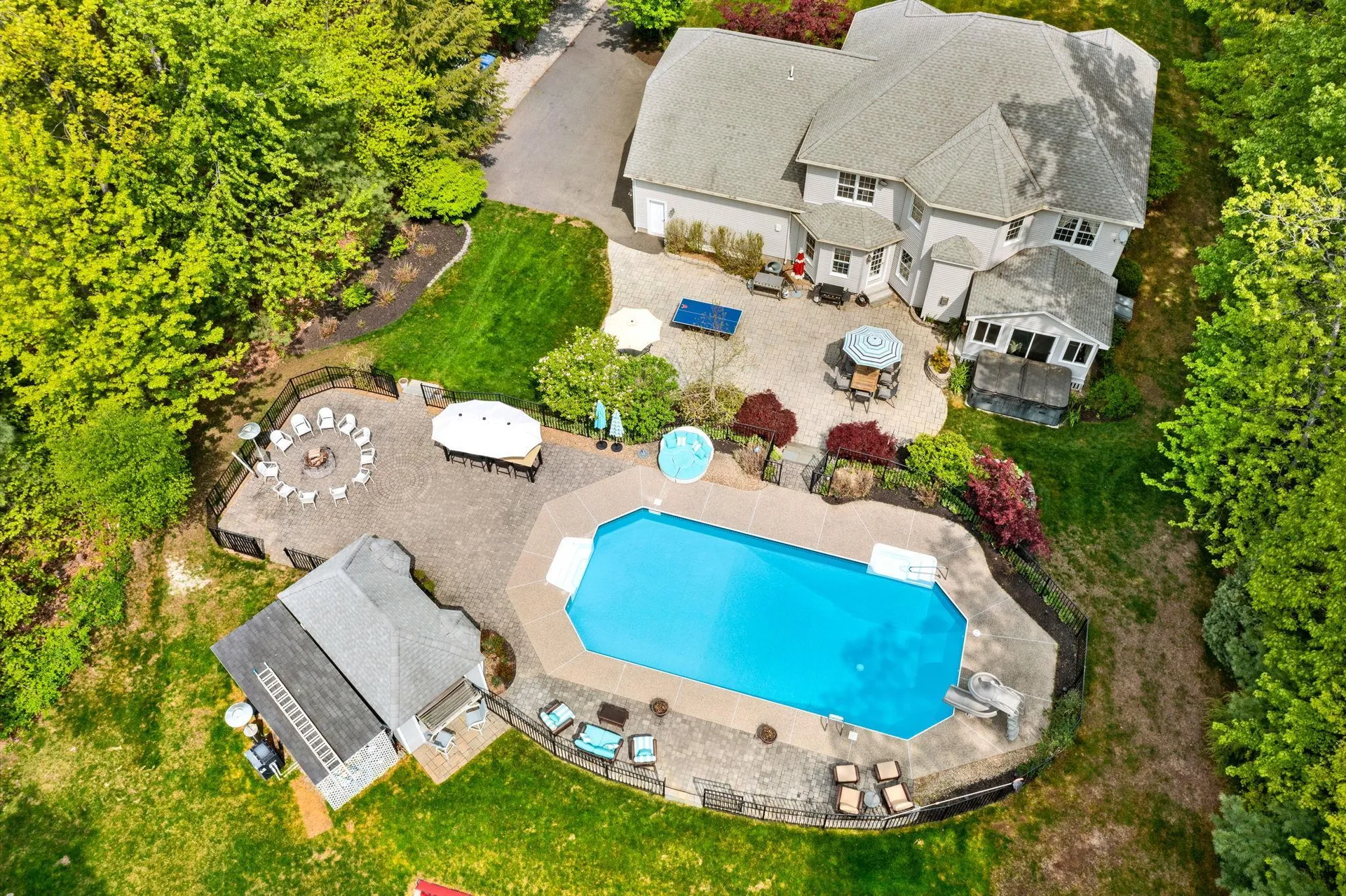 13 Welch Road Londonderry NH 03053