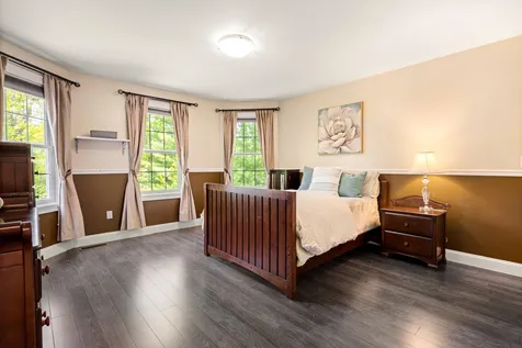 13 Welch Road Londonderry NH 03053