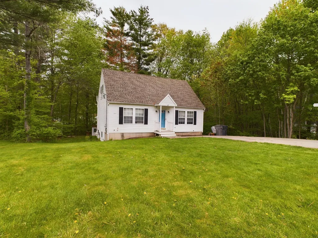 4 Judith Lane Derry NH 03038