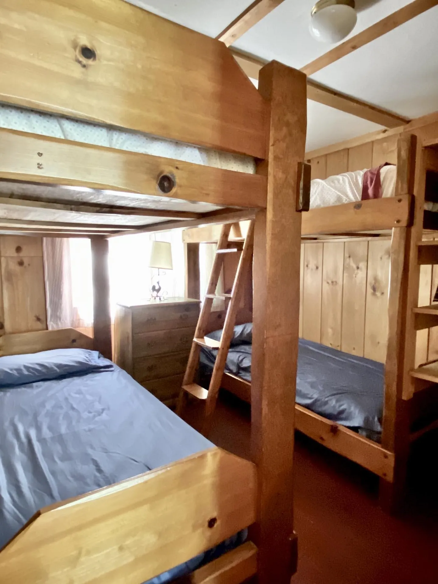 16 Hemlock Way Holderness NH 03245