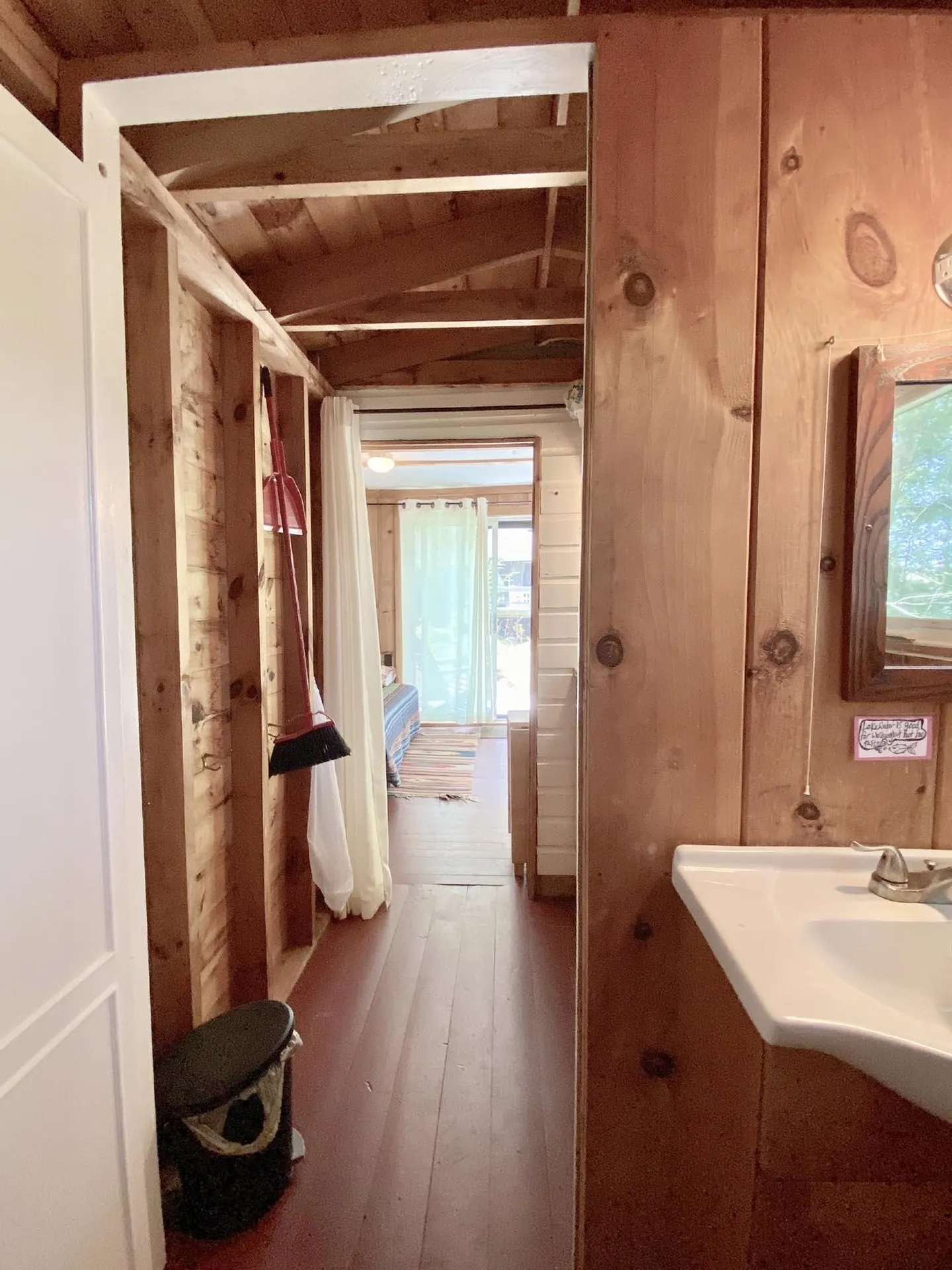 16 Hemlock Way Holderness NH 03245