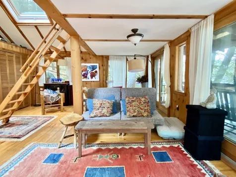 16 Hemlock Way Holderness NH 03245