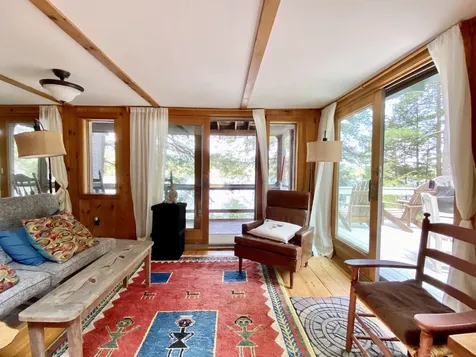 16 Hemlock Way Holderness NH 03245