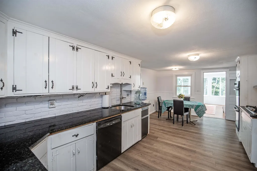 414 Deer Meadow Road Webster NH 03303
