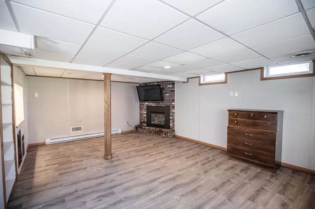 414 Deer Meadow Road Webster NH 03303