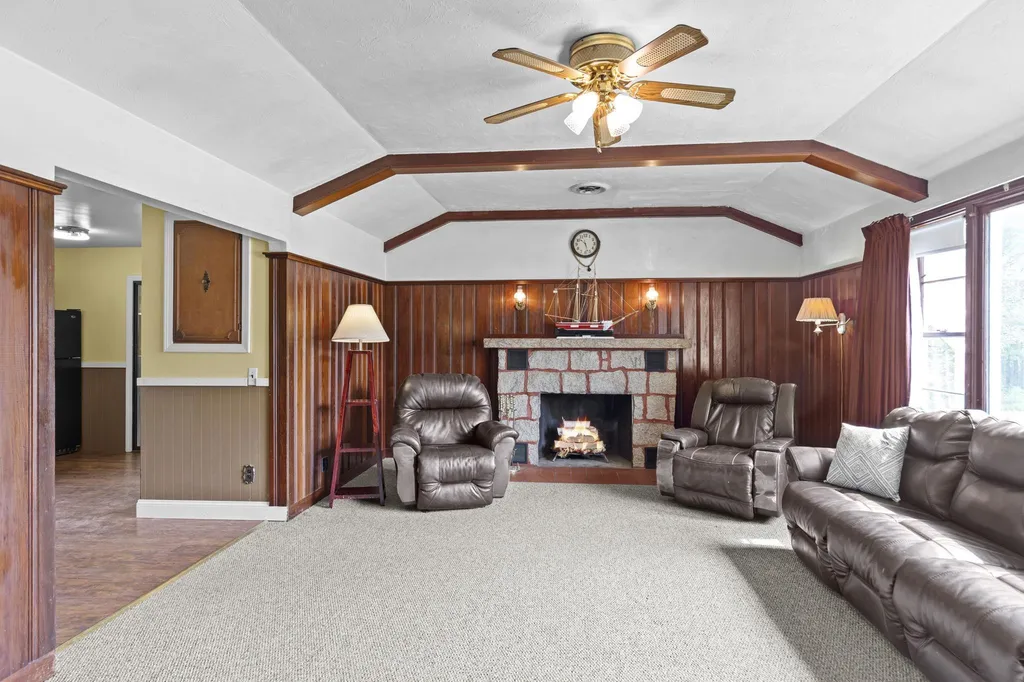 58 Eastern Avenue Rochester NH 03867