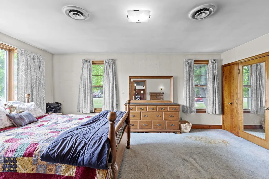 58 Eastern Avenue Rochester NH 03867