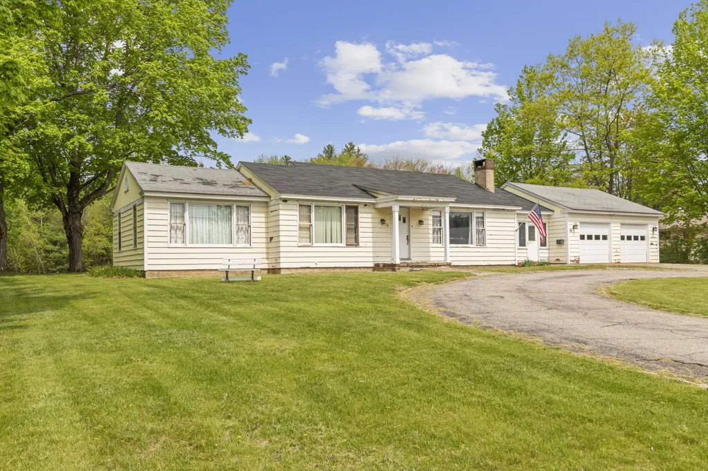 58 Eastern Avenue Rochester NH 03867