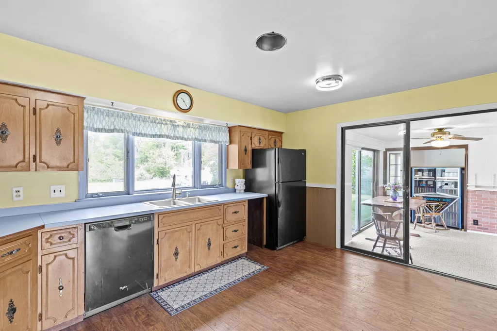 58 Eastern Avenue Rochester NH 03867