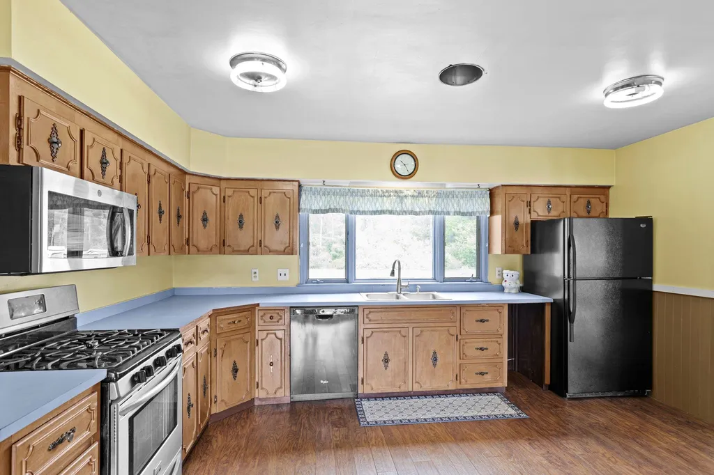 58 Eastern Avenue Rochester NH 03867
