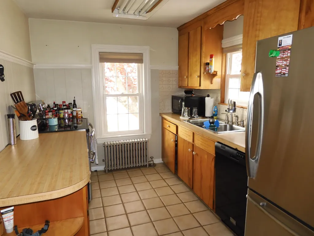 172 N. Policy Street Salem NH 03079