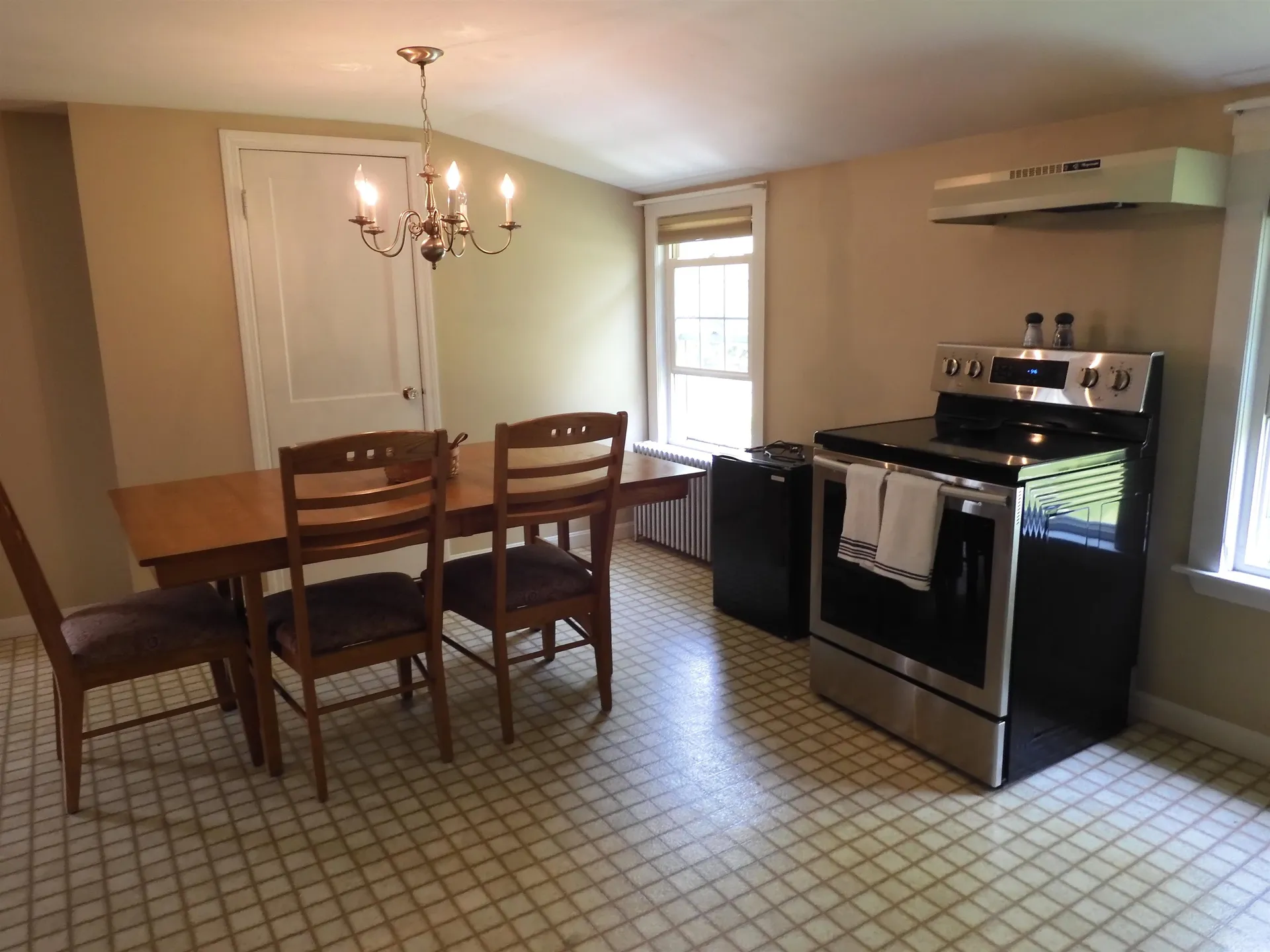 172 N. Policy Street Salem NH 03079