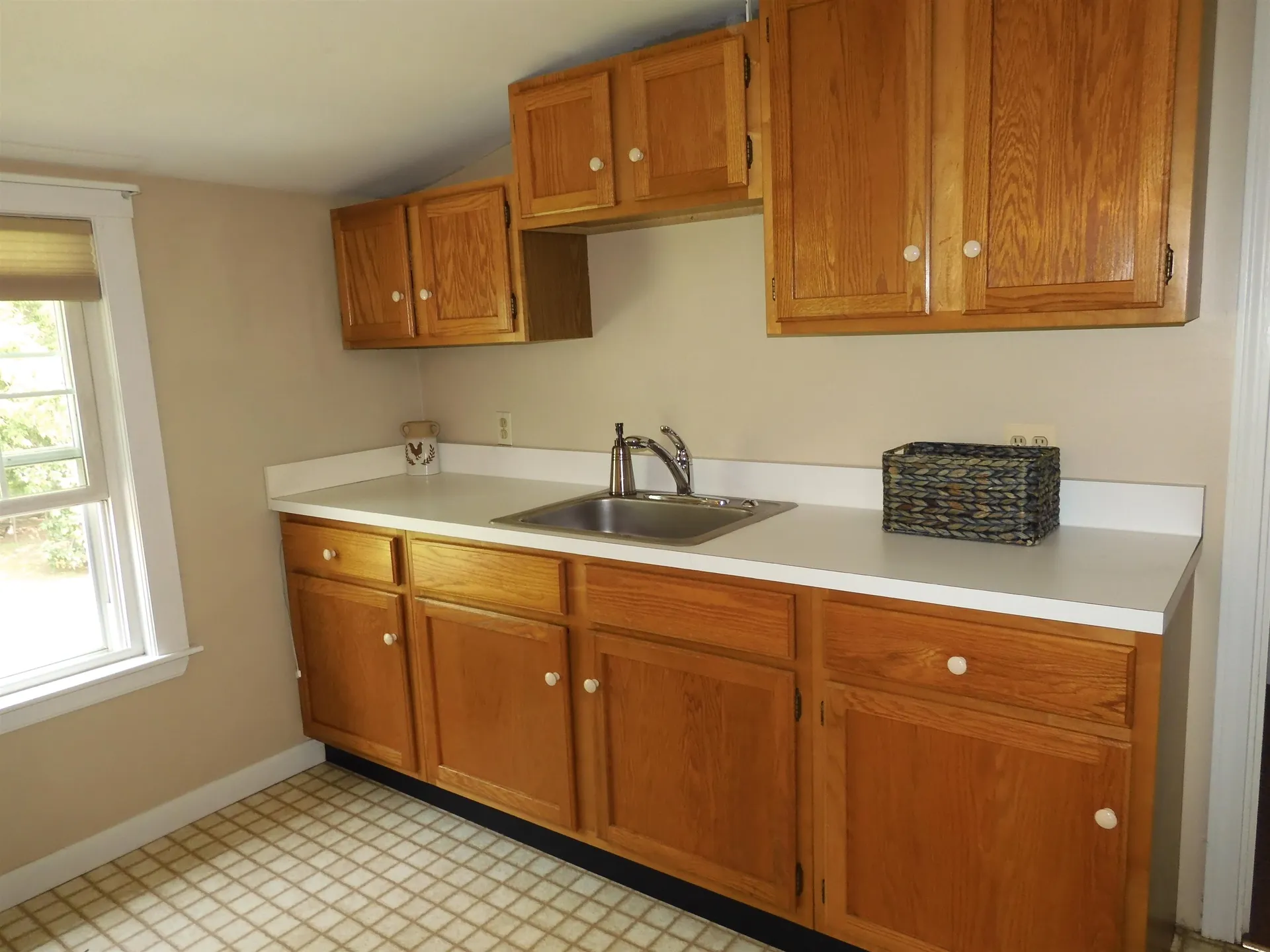 172 N. Policy Street Salem NH 03079