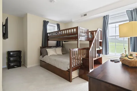 11 Sullivan Way Laconia NH 03246