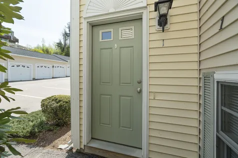 11 Sullivan Way Laconia NH 03246