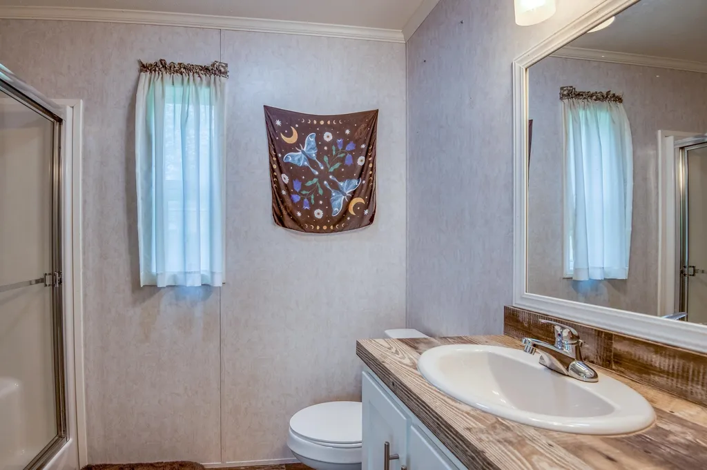 10 Fox Cross Lane Northwood NH 03261