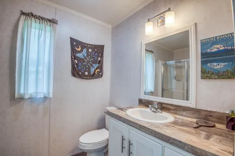 10 Fox Cross Lane Northwood NH 03261