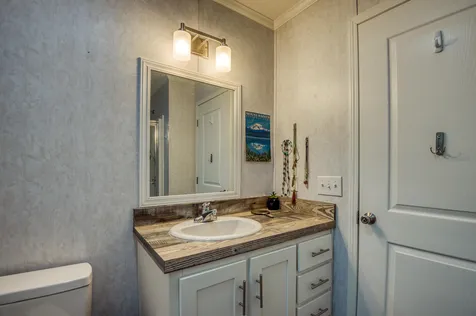 10 Fox Cross Lane Northwood NH 03261