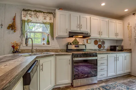10 Fox Cross Lane Northwood NH 03261