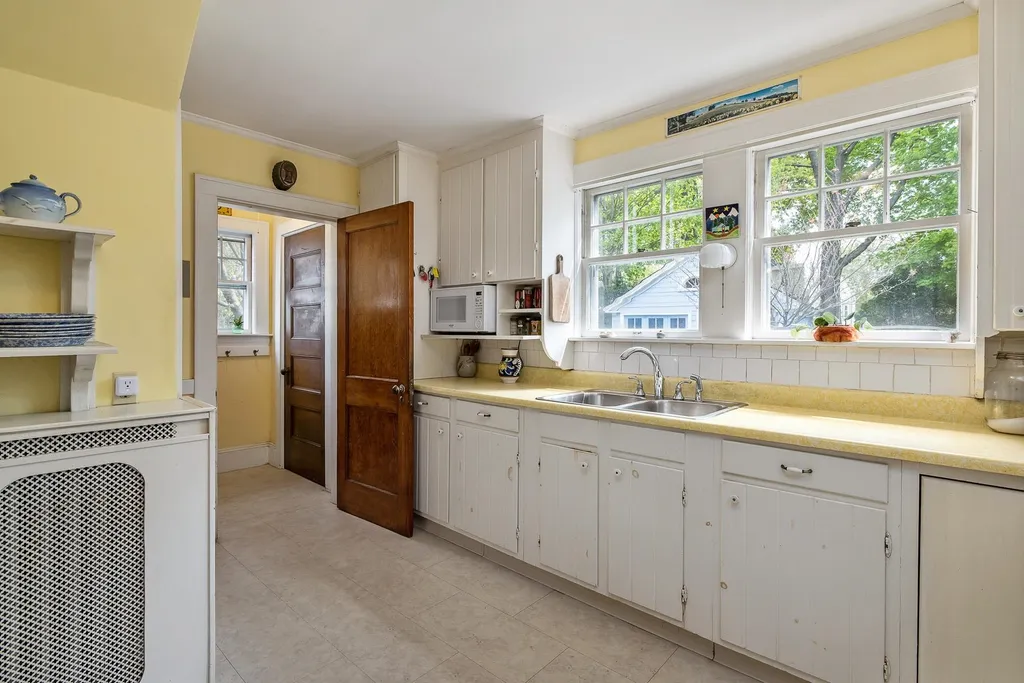 234 Aldrich Road Portsmouth NH 03801