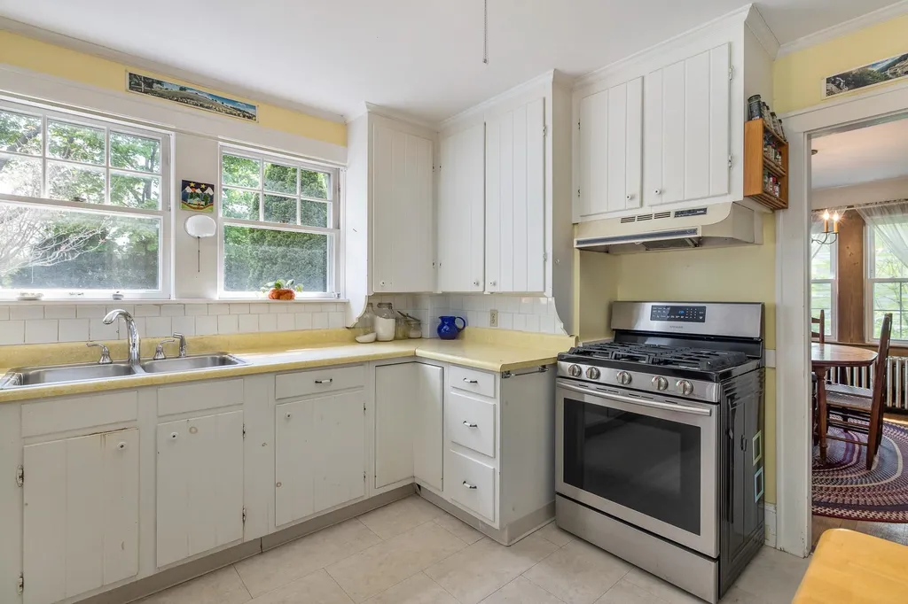 234 Aldrich Road Portsmouth NH 03801