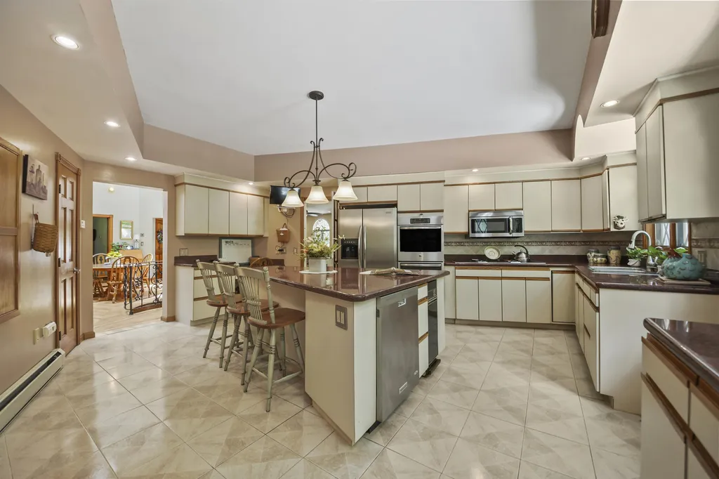 5 Birch Road Newton NH 03858