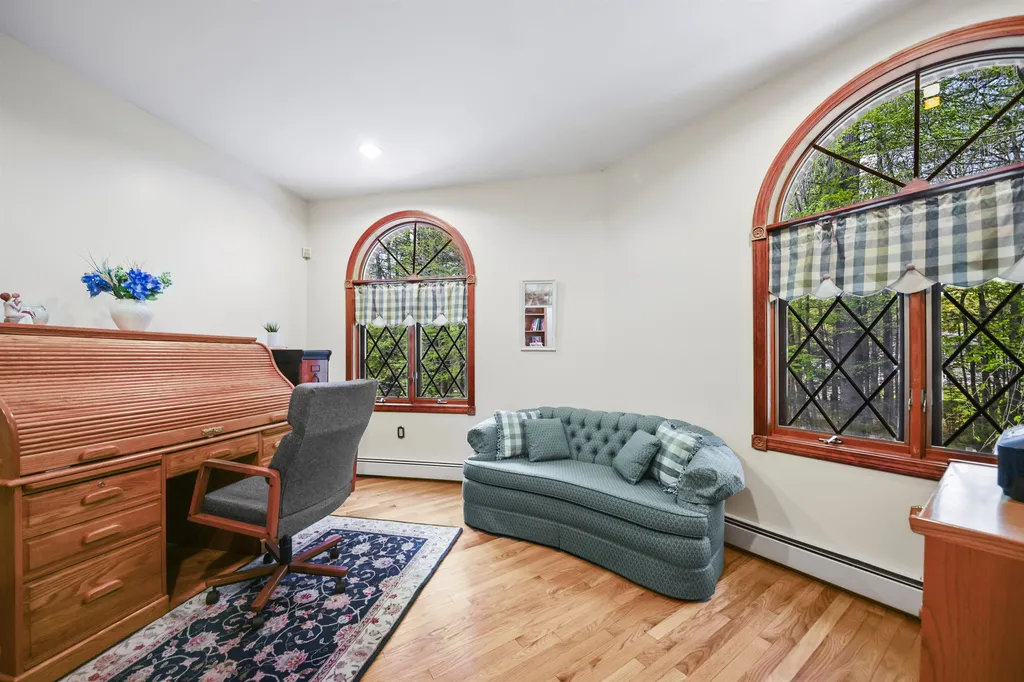 5 Birch Road Newton NH 03858