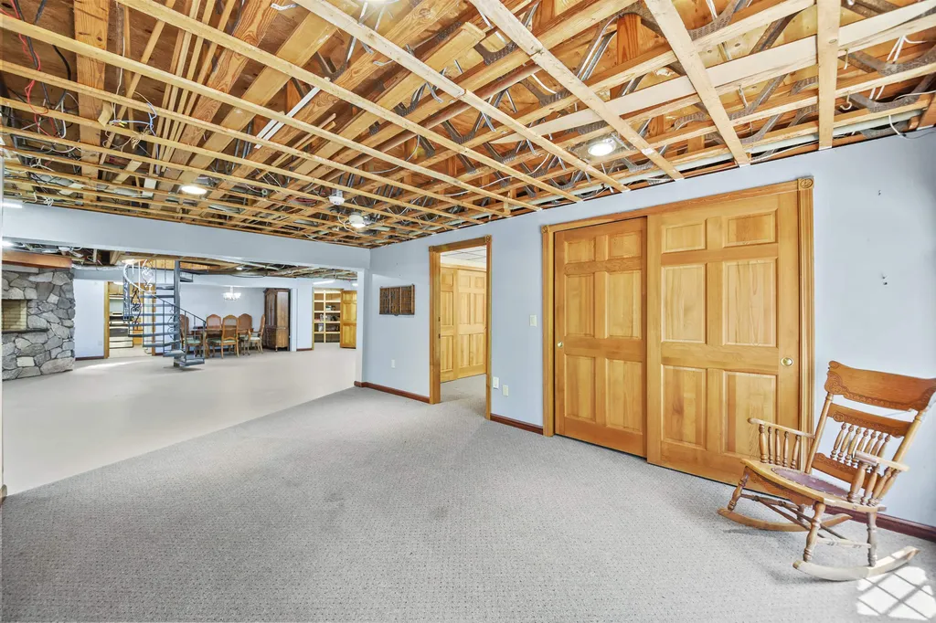 5 Birch Road Newton NH 03858