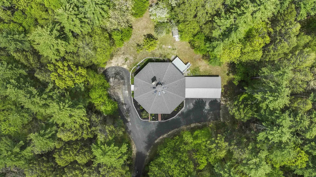 5 Birch Road Newton NH 03858