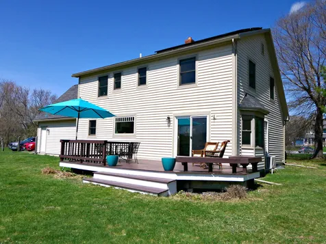 16 Clover Lane Jericho VT 05465